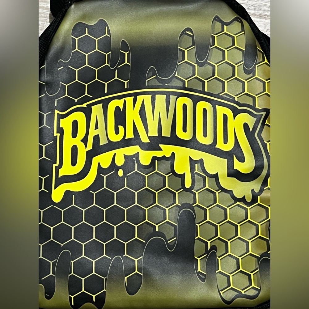 Backwoods men’s Multi Purpose‎ Adjustable Shoulder Sling Bag Black Yellow - Picture 9 of 11
